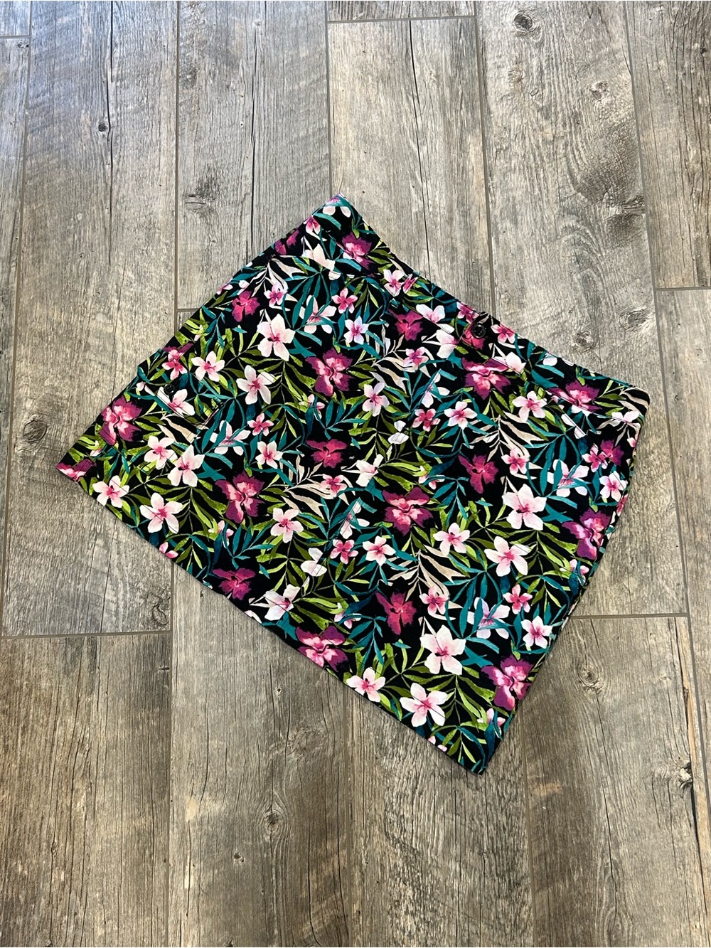 Floral tropical Print plus size Women’s Skorts size 16